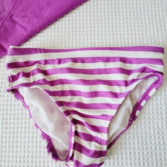 Children place Toddler Girl 2-Piece Rash Guard Swimsuit Set 4T - Picture 3 of 7